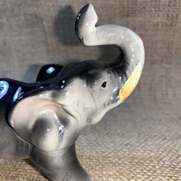 Vintage Porcelain 4" Elephant Figurine Made In Japan 4" tall - Picture 5 of 9